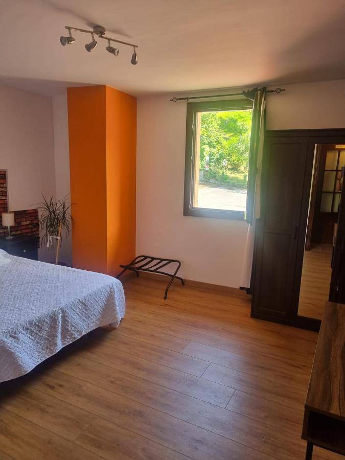 Apartamento rural para 2 personas, con Jacuzzi y Jardín además de Sauna y Vistas en Bermeo