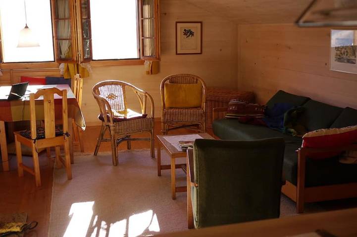 Ganze Wohnung, Auf der Mauer Appartement/Fewo, Dusche oder Bad, Wc, 2 Schlafräume in Oberwil im Simmental, Berner Oberland