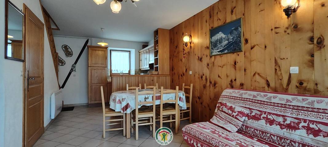 Gîte pour 5 personnes, avec Terrasse et Jardin