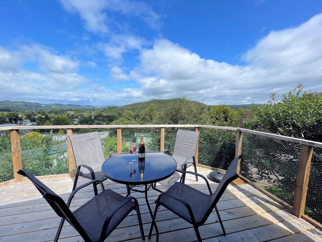 Pass the Keys | Gorgeous Kippford Home With Outstanding Views in Kippford, Dumfries and Galloway