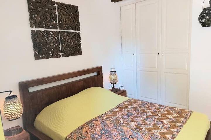 Location de vacances pour 9 personnes, avec jardin à La Roquebrussanne - 4