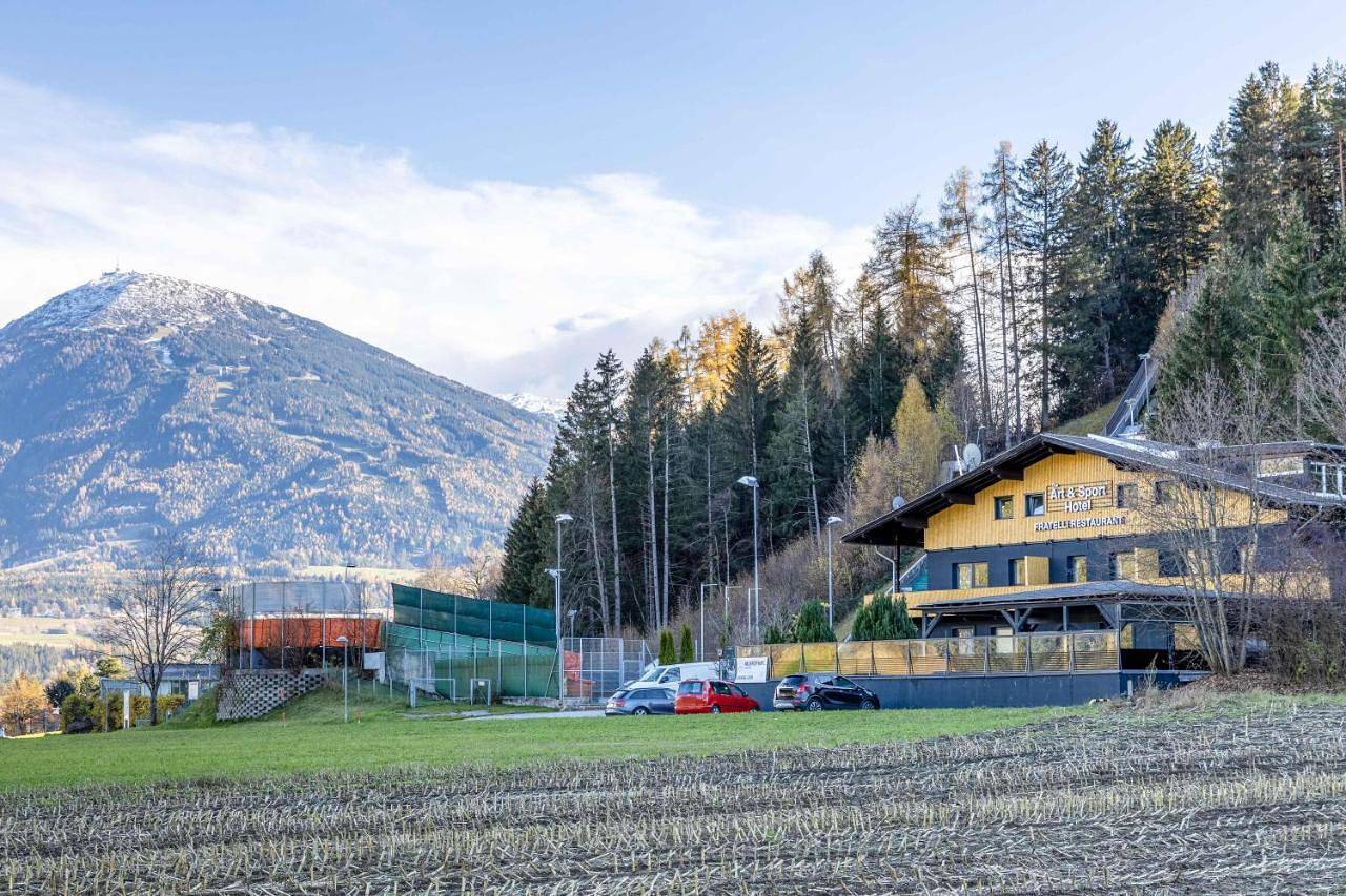 Ganze Wohnung, The Art and Sporthotel in Stubaier Alpen, Natters