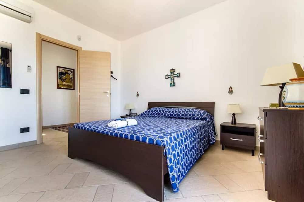 Wunderbare Villa am Meer mit Pool in Ficarazzi, Palermo Provinz