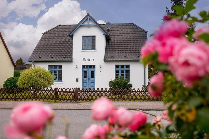 Ferienhaus für 3 Personen, mit Garten und Ausblick in Thiessow