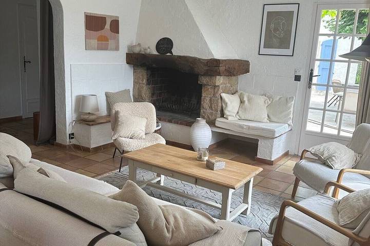 Location de vacances pour 9 personnes, avec jardin à Le Rouret - 4