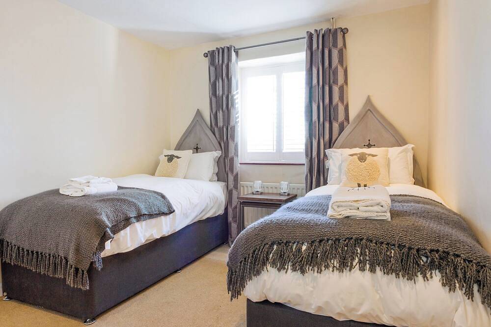 The Gatehouse Cottage in Wells, Somerset