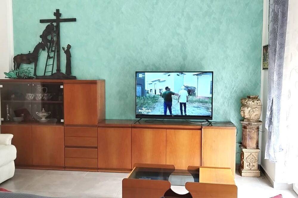 Apartamento entero, Casa Paola - Holiday Apartment in Recoaro Terme in the Little Dolomites in Recoaro Terme, Provincia de Vicenza
