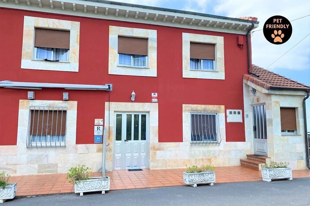 Entire apartment, Casa Noval, Zona Rural en el Centro de Asturias in Bimenes, Cordillera Cantábrica
