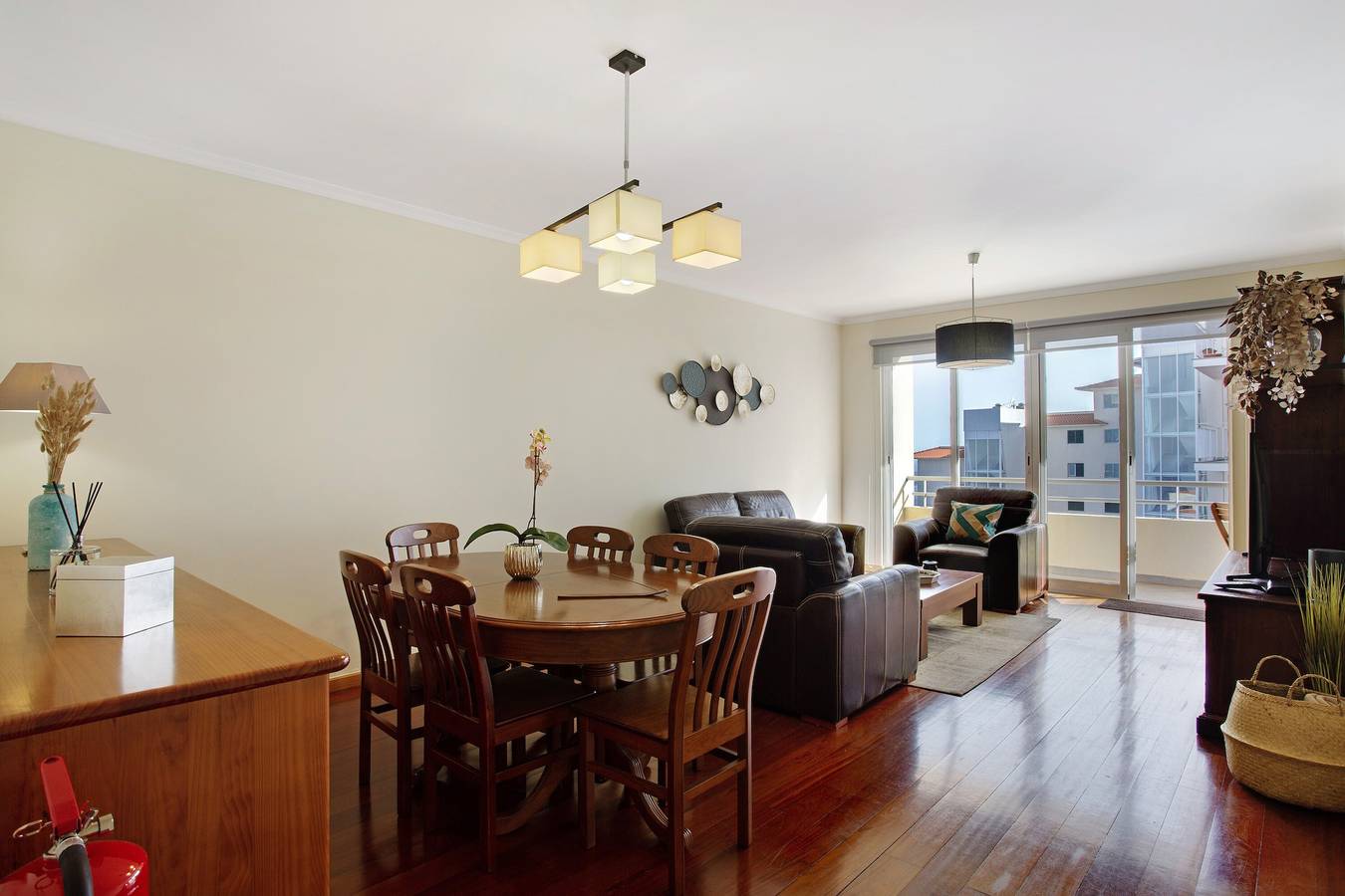 Ganze Wohnung, Ferienwohnung 'Fénix Garajau' mit Meerblick, Balkon und Wlan in Caniço, Madeira