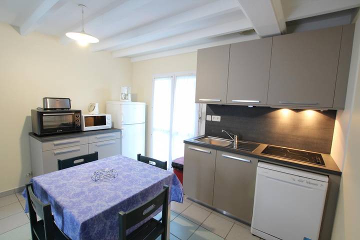 Gîte pour 5 personnes, avec jardin, animaux acceptés à Siouville-Hague - 2