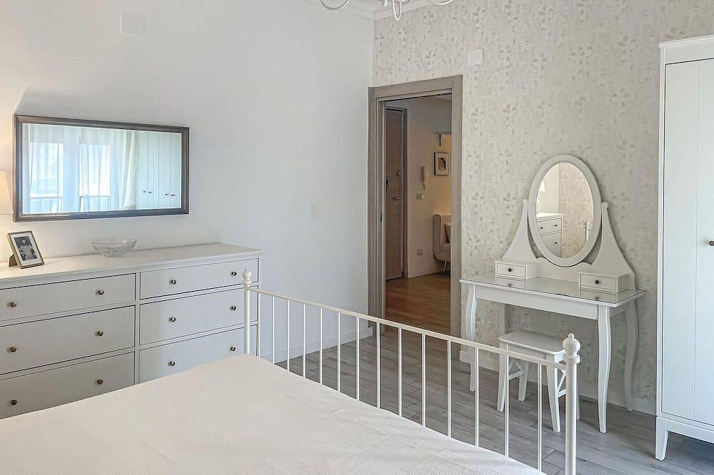 Entire apartment, Cozy apartment in Taranto with Wifi in Taranto, Gulf of Taranto