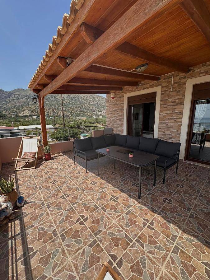 Location de vacances pour 6 personnes, avec jardin et vue dans Keratokambos - 2