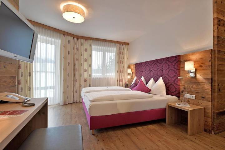 Hotel für 4 Personen, mit Balkon und Terrasse in Wörgl