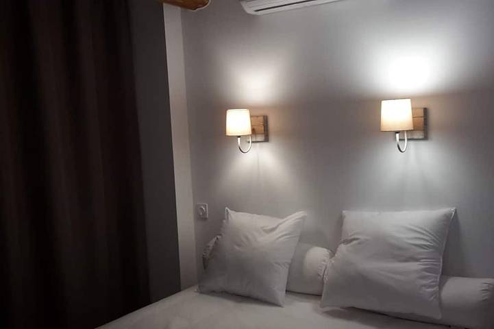 Location de vacances pour 6 personnes, avec jardin et terrasse à Lurs - 2