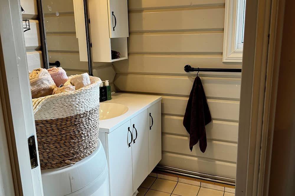 Cozy family cottage 5 minutes from Vøringsfossen - pets allowed in Eidfjord