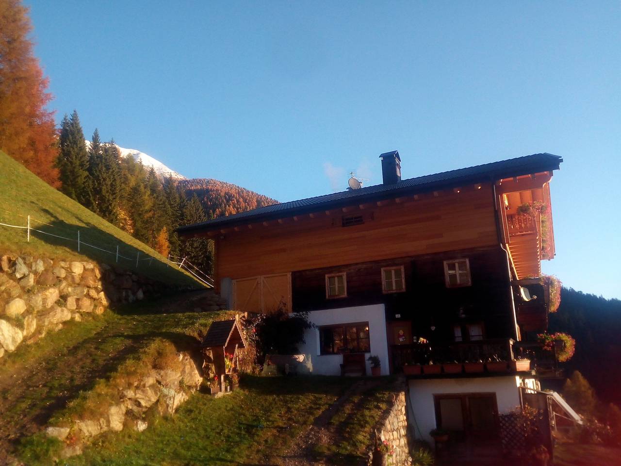 Ganze Wohnung, Ferienwohnung 'Niederhaushof' mit Bergblick, Balkon und Wi-Fi in Ulten, Ortleralpen