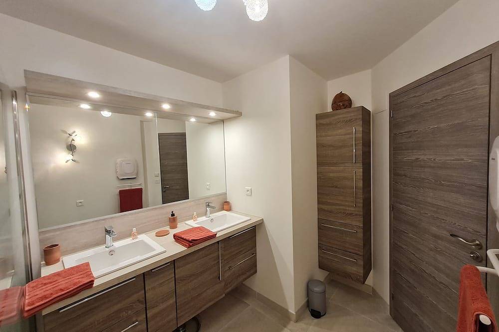 Cottage relaxant pour 2 personnes au cœur du Luberon in Cavaillon, Parc naturel régional du Luberon