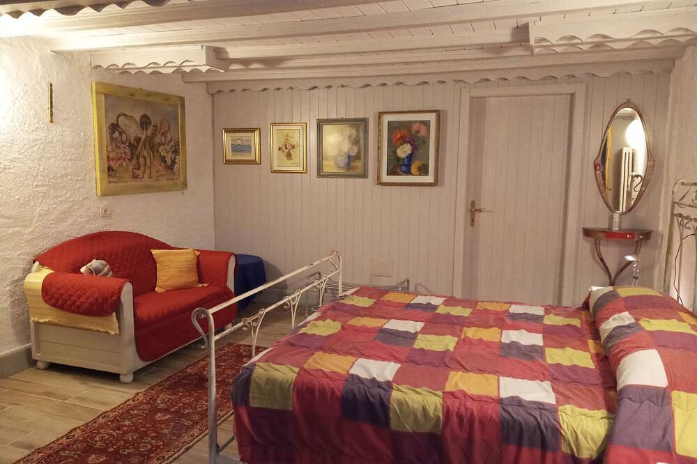 Freistehendes Haus mit eingezäuntem Privatgarten in Pur (Ledro), Ledro