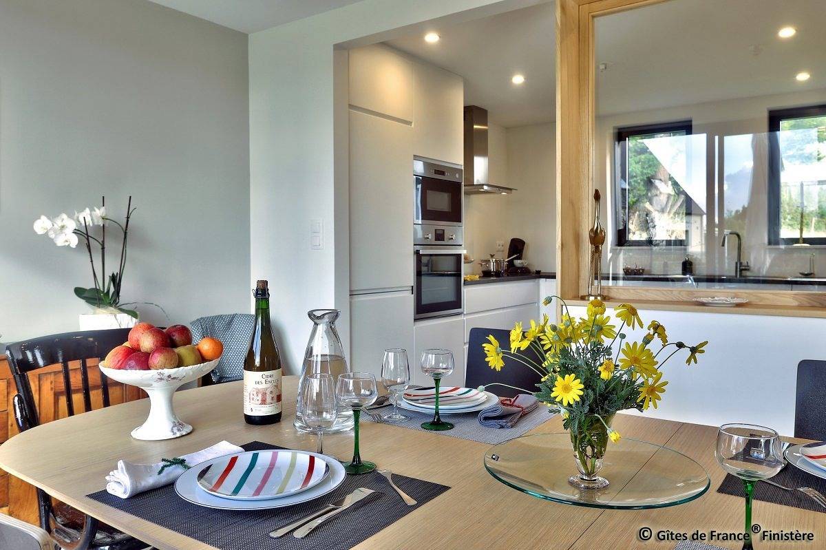 Rozkao 2 in Plounéour-Trez, Región de Brest