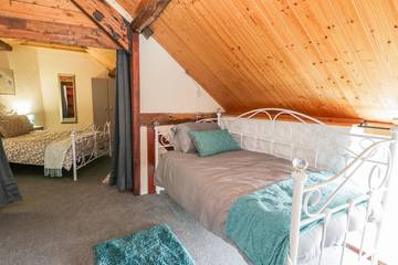 Cottage for 8 People in Bempton, East Riding of Yorkshire, Photo 4