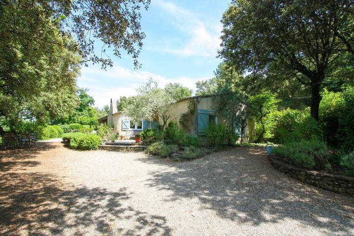 Gîte pour 6 personnes, avec piscine