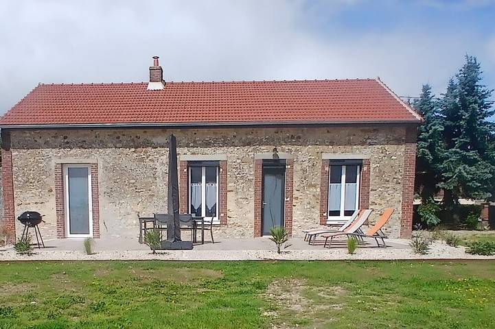 Gîte pour 4 personnes, avec Terrasse et Jardin