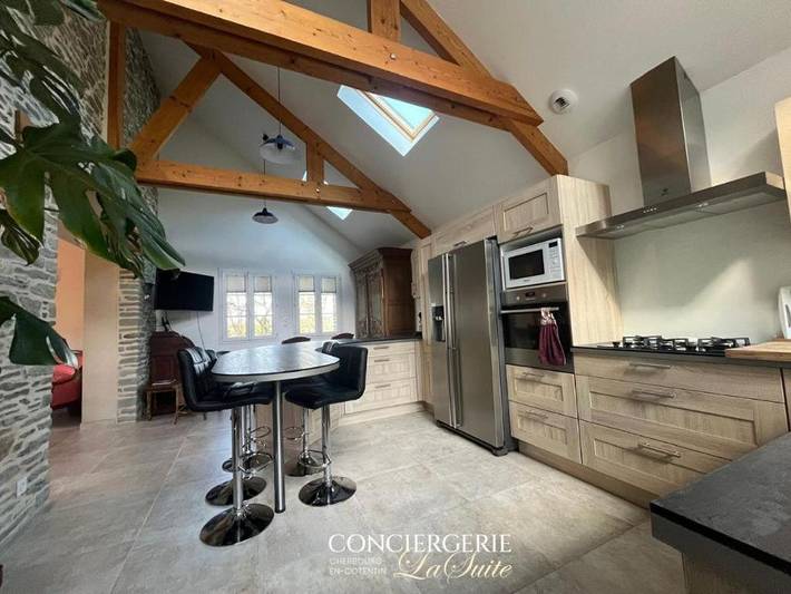 Location de vacances pour 6 personnes, avec terrasse à La Glacerie - 4