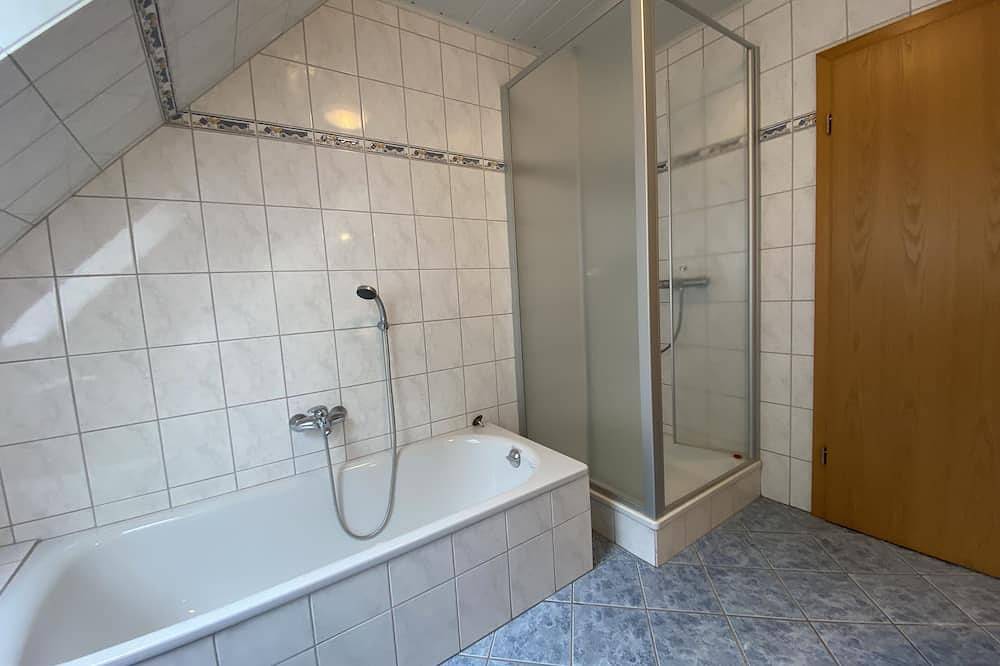 Ganze Wohnung, Ferienwohnung „Zur Kuhweide“ in Dunum, Nordseeküste