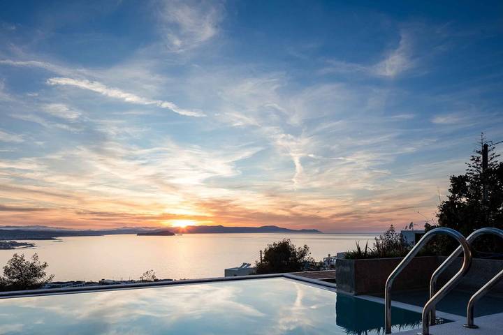 Villa for 8 people, with Balcony in Chania
