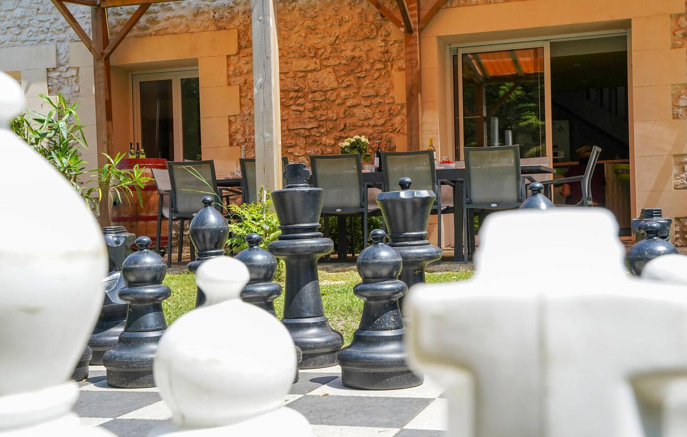 Charmantes Apartment in der Nähe von La Charente (2 km) mit Waschmaschine und Parkplatz in Tonnay-Charente, Rochefort und Umgebung