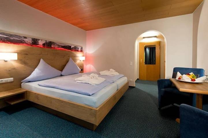 Luxus-Ferienhaus für 2 Personen, mit Pool und Garten sowie Sauna