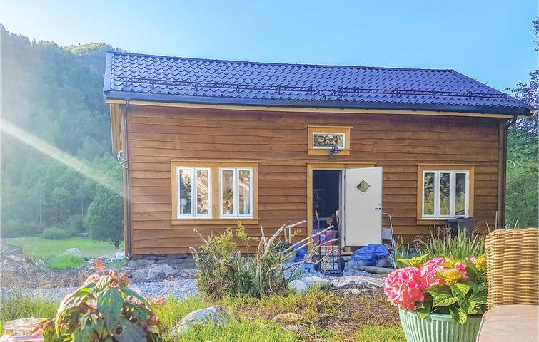 Ferienhaus für 9 Personen, mit Garten