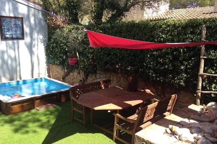 Ferienhaus für 4 Personen, mit Garten und Terrasse