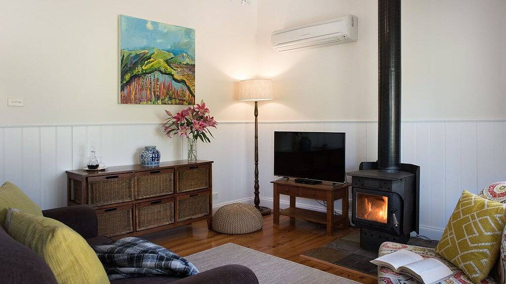 Cottage for 2 People in Daylesford, Hepburn Shire