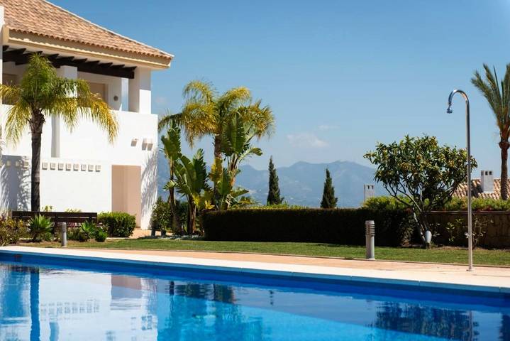 Maison de vacances pour 5 personnes, avec Balcon et Terrasse ainsi que Jardin et Piscine dans La Cala Golf