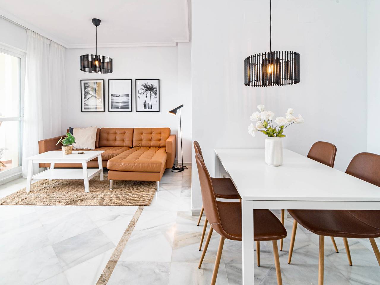 Entire apartment, Apartment with Pool and Air Conditioning, Near Puerto Banus in Marbella West, Marbella