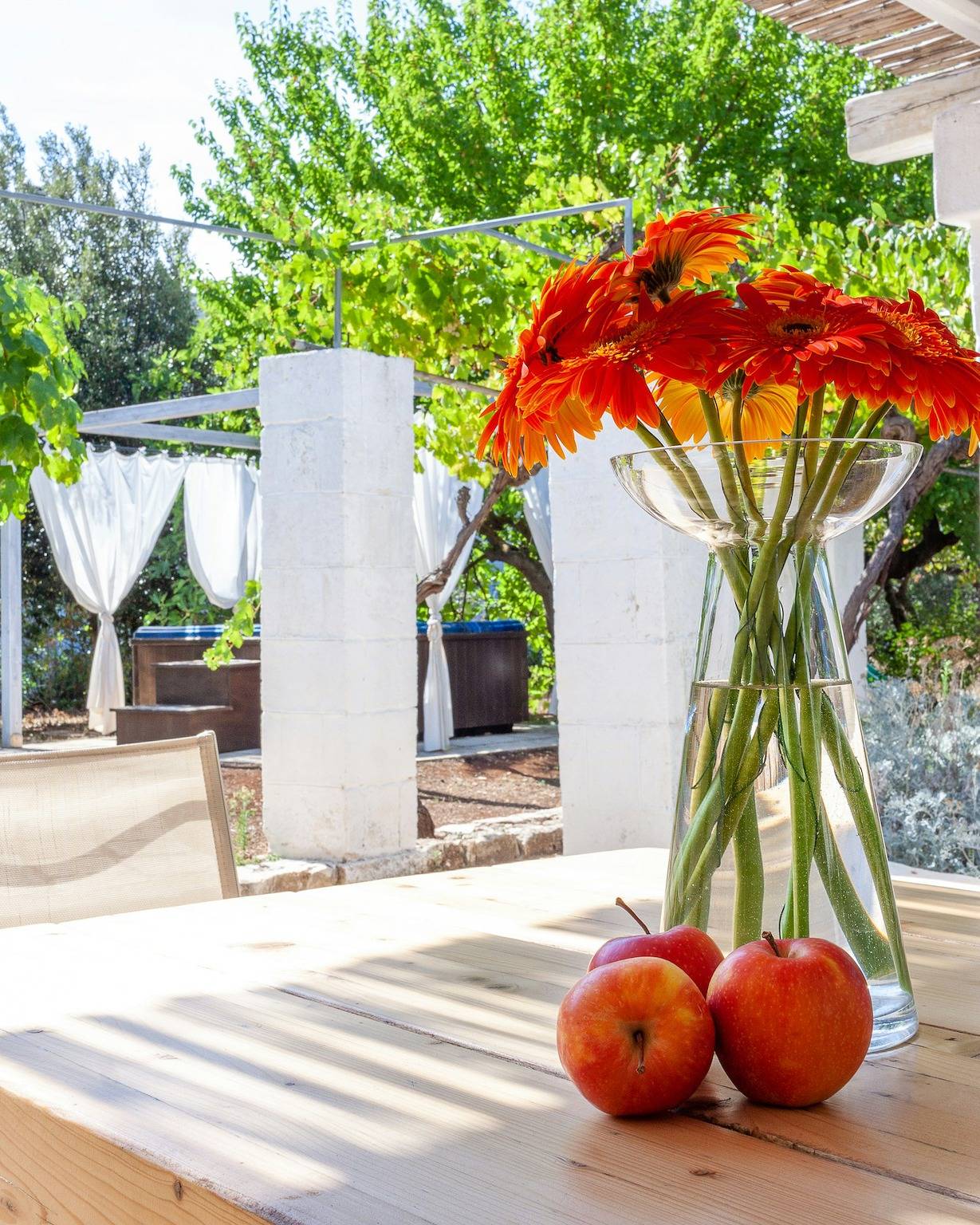 Maison parmi les vergers avec jacuzzi à Cisternino in Cisternino, Salento
