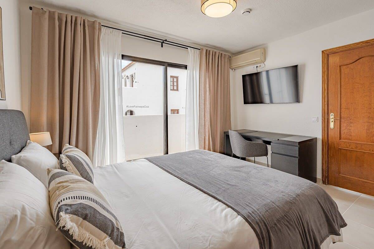 Apartamento entero, Fairways Taganana Suite in Amarilla Golf, Tenerife Sur