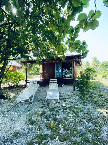 Chambre d’hôte pour 3 personnes, avec vue et jardin dans Rangiroa