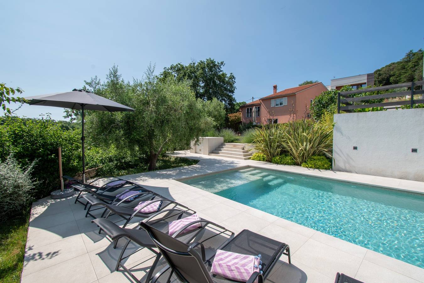 Casa vacanza a Vintijan a partire da 322€ a notte