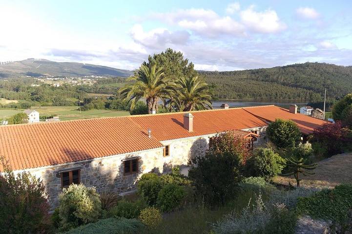 Cottage for 12 people, with garden, with pets - 1