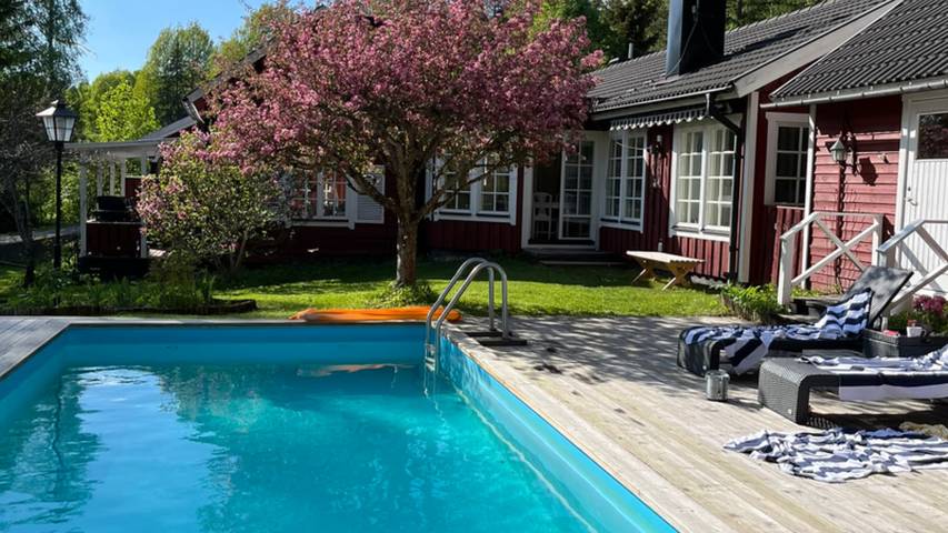 Holiday home for 8 people, with sauna and view as well as garden - 1