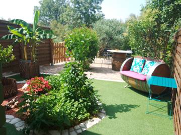 Chambre d’hôte pour 2 personnes, avec jardin dans l' Hérault