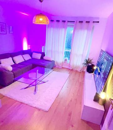 Vacation Rental for 4 Guests in Weissensee (Berlin), Berlin, Picture 2