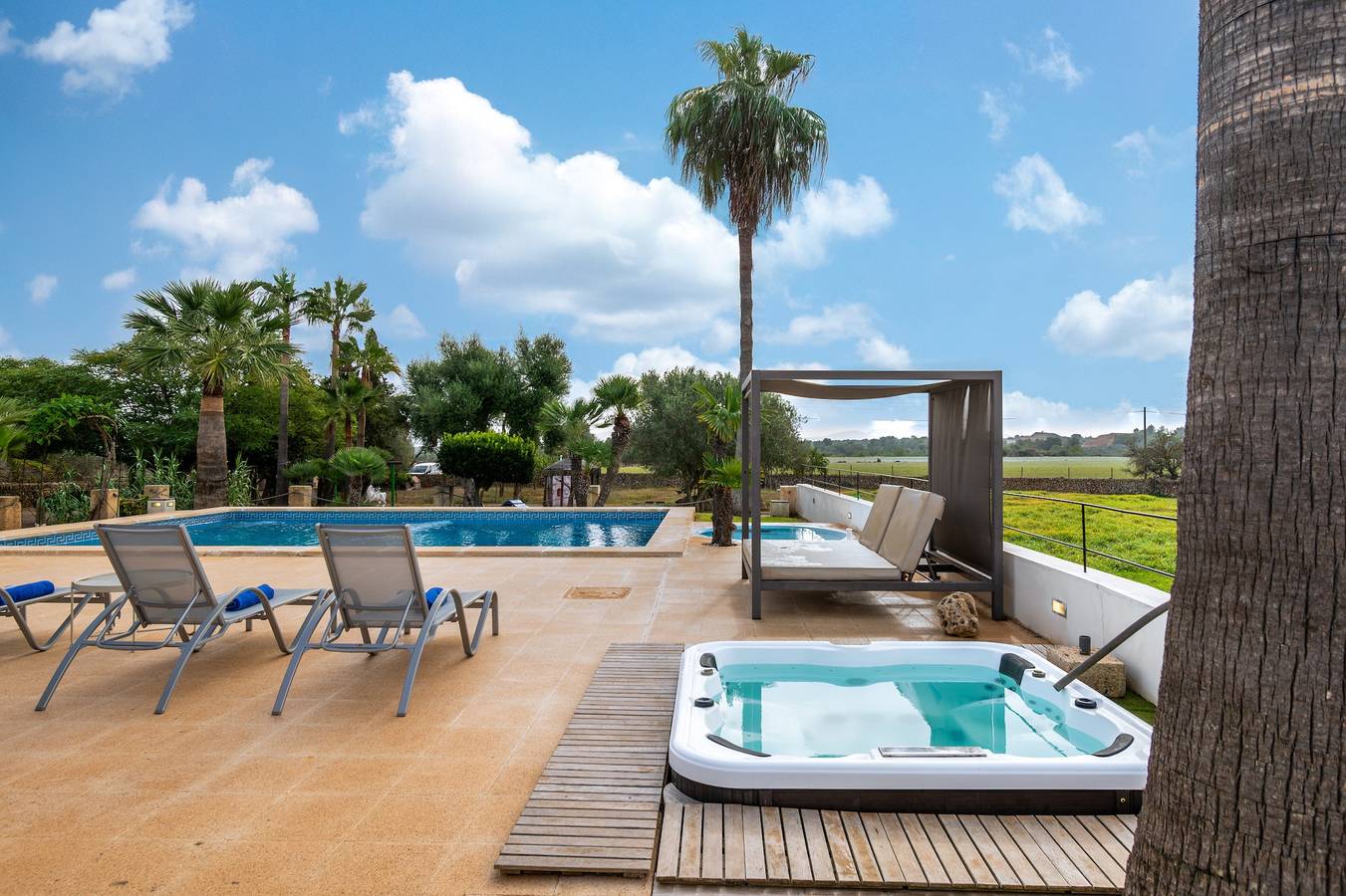 Villa 'Ignaci' mit privatem Pool, privater Terrasse und Wi-Fi in Santa Margalida, Mallorca Norden