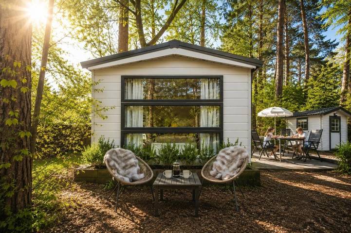 Vakantieappartement voor 4 personen, with Terras and Tuin as well as Uitzicht aan het Veluwemeer