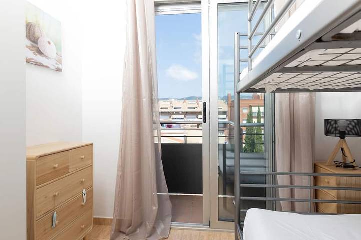 Apartamento entero, 25km From Barcelona Front beach apartment.mat17 in Mataró, Maresme
