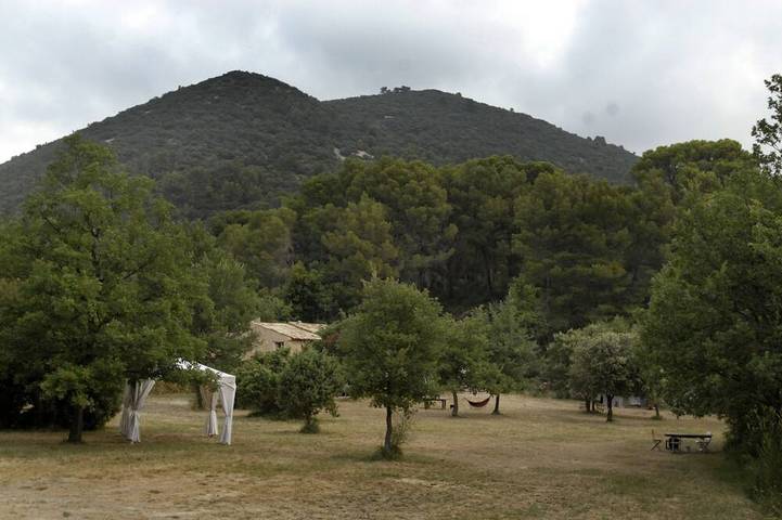 Gîte pour 2 personnes, avec jardin et piscine à Lourmarin - 4