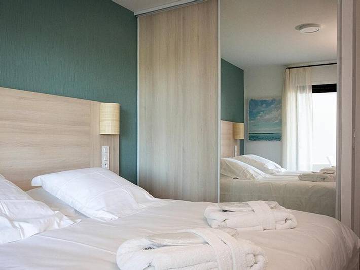 Camping pour 4 personnes, avec bassin pour enfant et sauna à Saint-Cyprien - 4