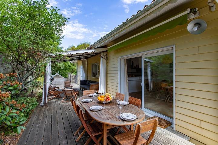 Villa des Sables pool, 100M from the beach in Le Canon, Lège-Cap-Ferret
